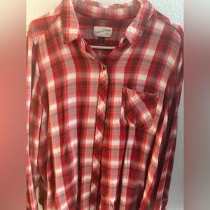 Size M, American eagle flannel